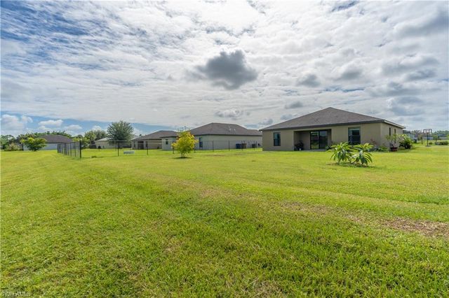 727 Morningview CT, Lehigh Acres, FL 33974