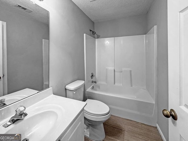 1653 Summerwoods Circle, Griffin, GA 30224