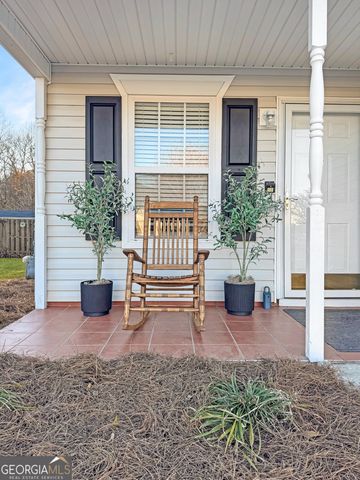 1653 Summerwoods Circle, Griffin, GA 30224