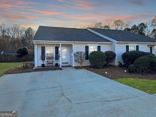 1653 Summerwoods Circle, Griffin, GA 30224