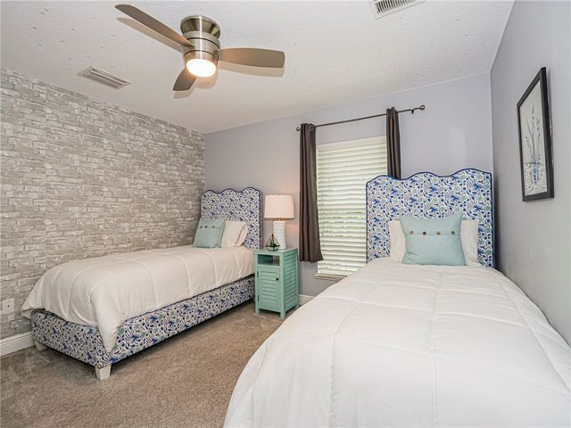 1634 Baseline Lane, Vero Beach, FL 32967