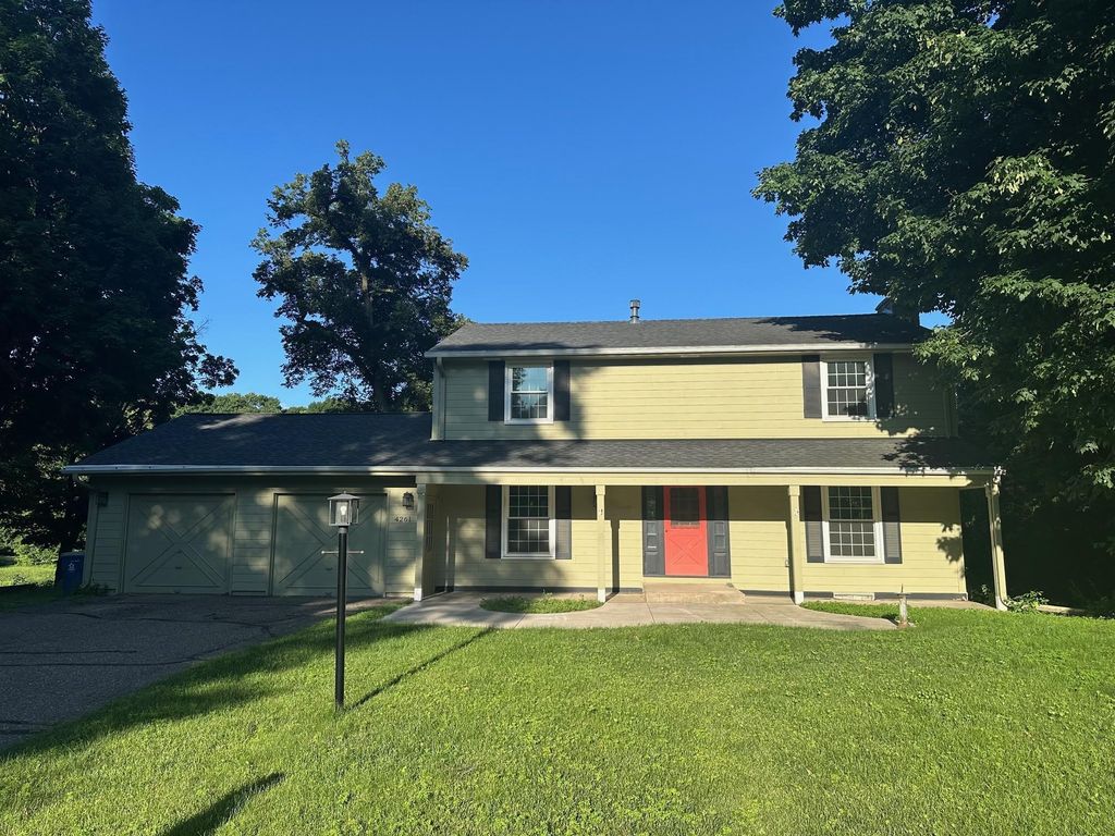 4261 Winchester Court, Minnetonka, MN 55345
