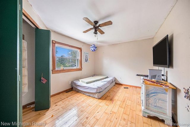 18600 Manitou Road, Addison, MI 49220