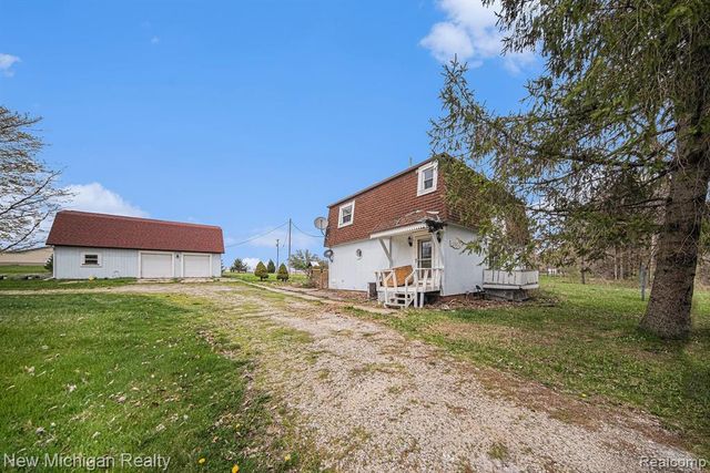 18600 Manitou Road, Addison, MI 49220