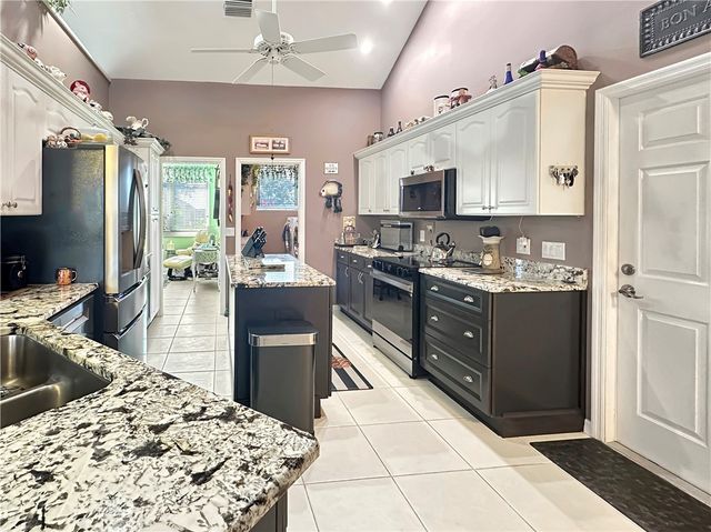 5212 Feather Creek Drive, Fort Pierce, FL 34951