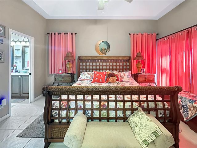 5212 Feather Creek Drive, Fort Pierce, FL 34951