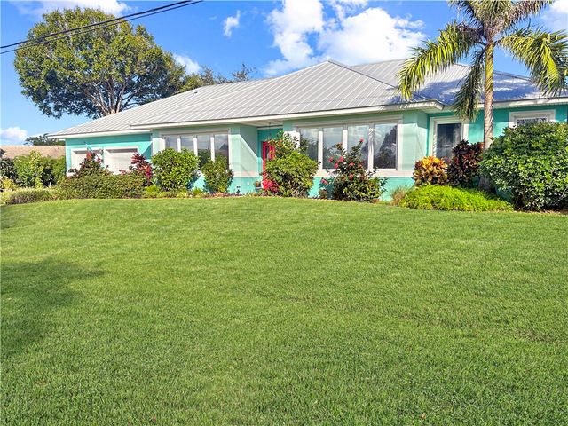 5212 Feather Creek Drive, Fort Pierce, FL 34951