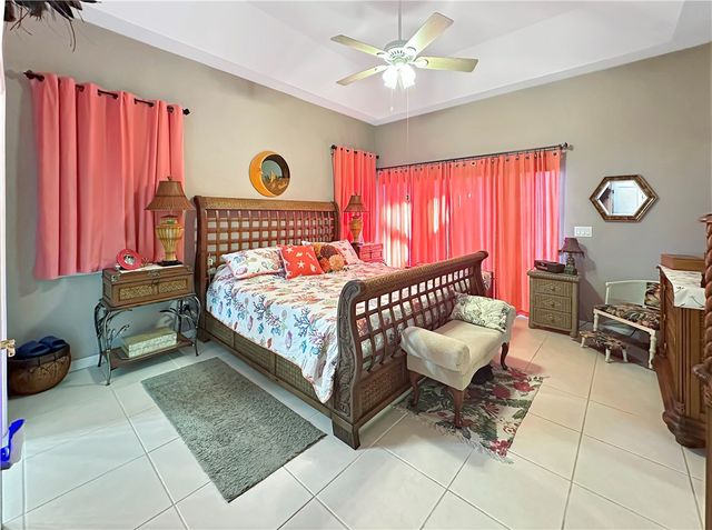 5212 Feather Creek Drive, Fort Pierce, FL 34951