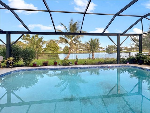 5212 Feather Creek Drive, Fort Pierce, FL 34951