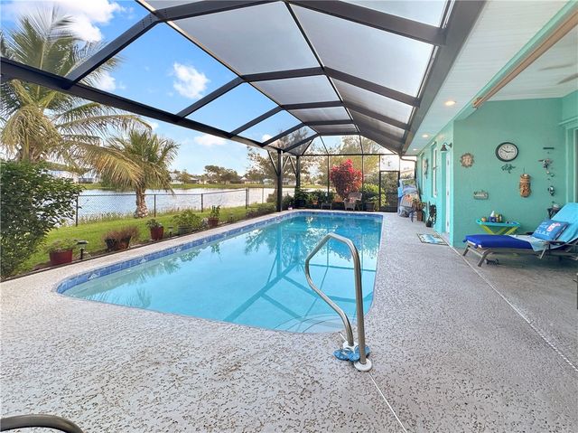 5212 Feather Creek Drive, Fort Pierce, FL 34951