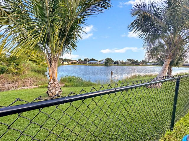 5212 Feather Creek Drive, Fort Pierce, FL 34951