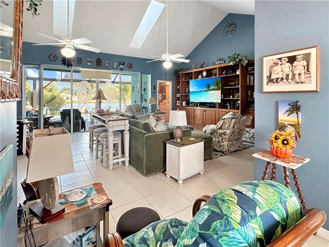 5212 Feather Creek Drive, Fort Pierce, FL 34951