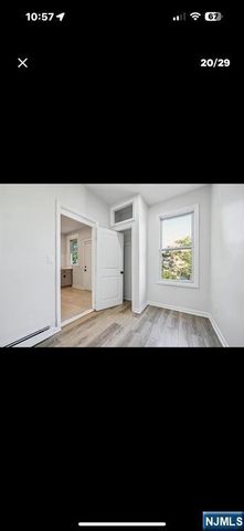 250 Clinton Avenue, Jersey City, NJ 07304