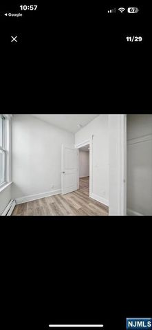 250 Clinton Avenue, Jersey City, NJ 07304