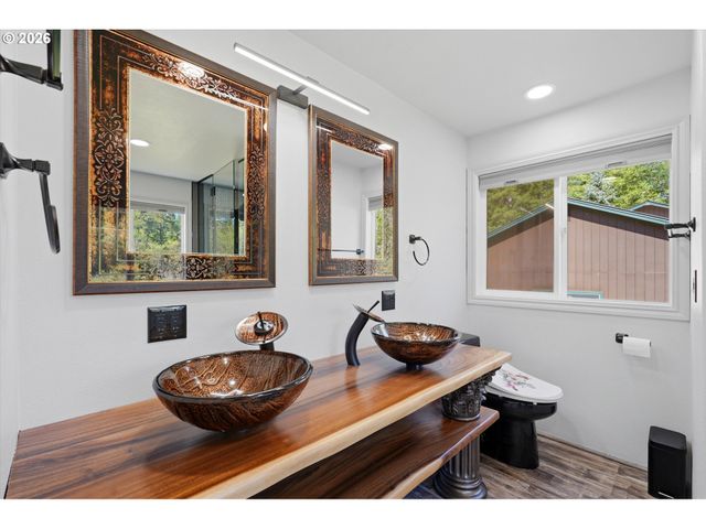 22515 Ne DOLE VALLEY Rd, Yacolt, WA 98675