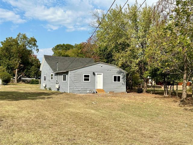 712 W Bond Street, Denison, TX 75020
