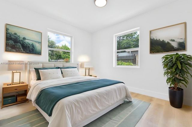 75 NW 125th St, North Miami, FL 33168