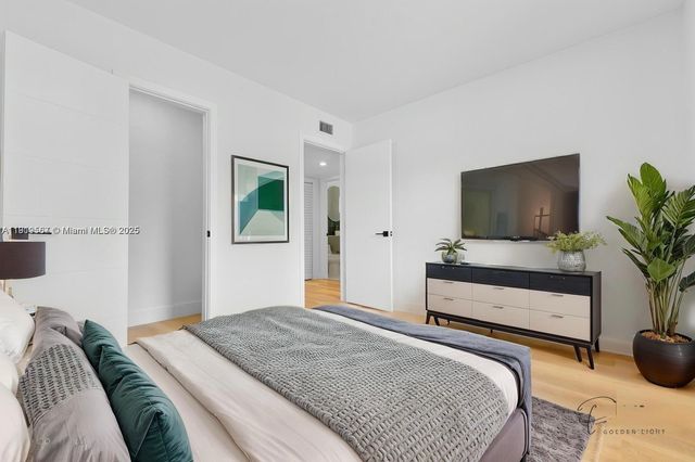 75 NW 125th St, North Miami, FL 33168