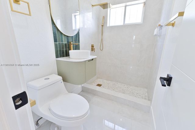 75 NW 125th St, North Miami, FL 33168