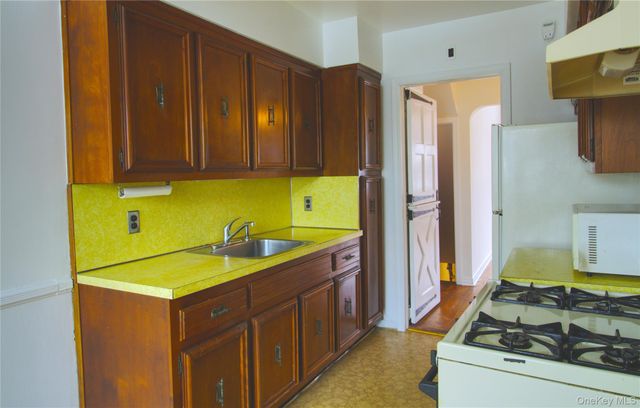 2952 172nd Street, Flushing, NY 11358