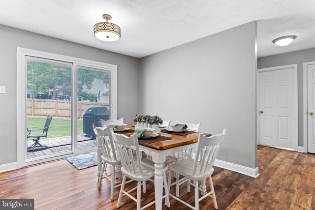 60 BUNKER LN, Etters, PA 17319