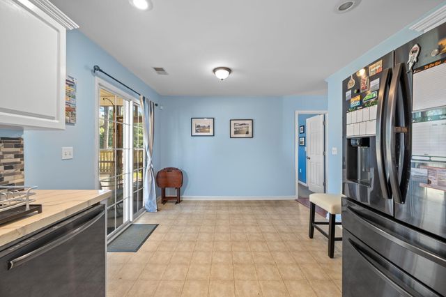 1130 Peninsula Cove Drive, Charleston, SC 29492