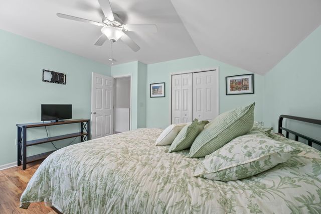 1130 Peninsula Cove Drive, Charleston, SC 29492