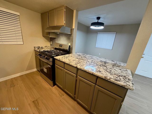 3585 WATERSPRING Lane, El Paso, TX 79936