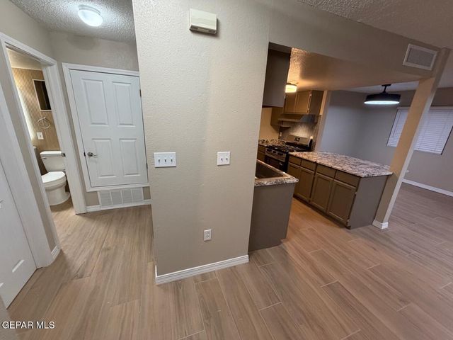 3585 WATERSPRING Lane, El Paso, TX 79936