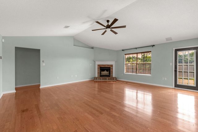 2412 Kodiak Court, Navarre, FL 32566