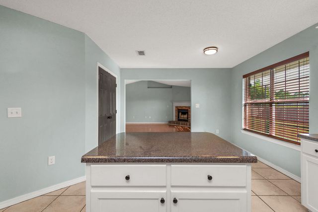 2412 Kodiak Court, Navarre, FL 32566