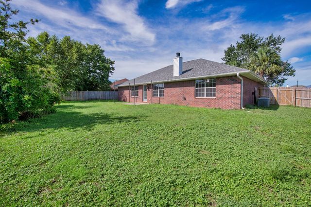 2412 Kodiak Court, Navarre, FL 32566