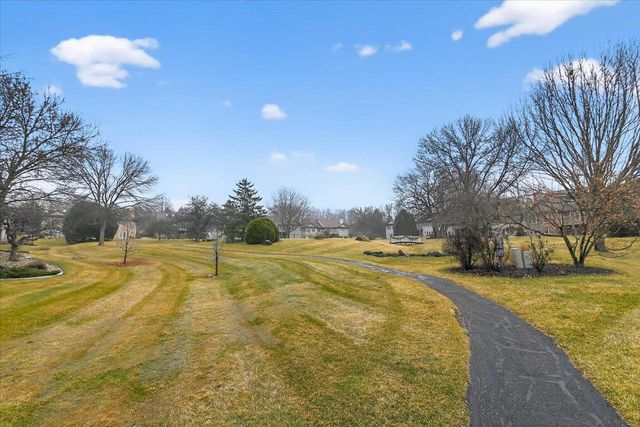 2999 Woods Edge Way, Fitchburg, WI 53711