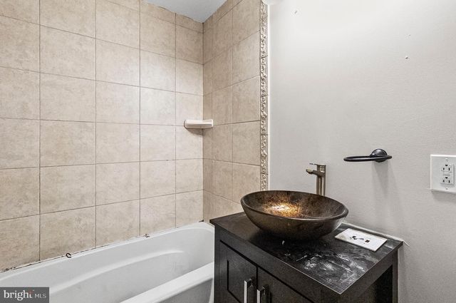 2532 DRUID HILL AVE, Baltimore, MD 21217