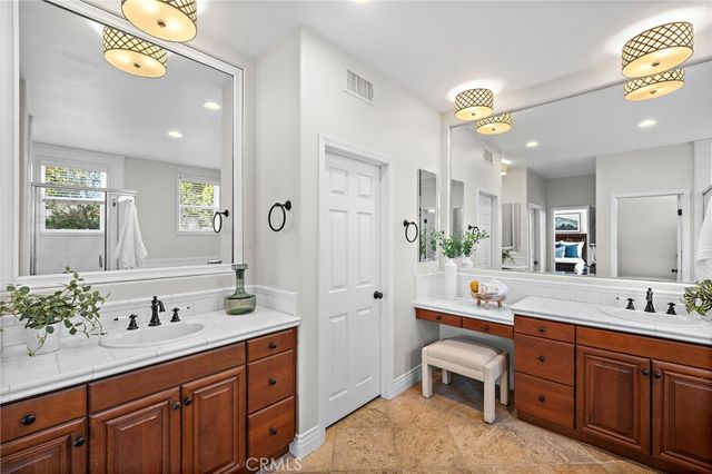 2 Mayville Place, Ladera Ranch, CA 92694