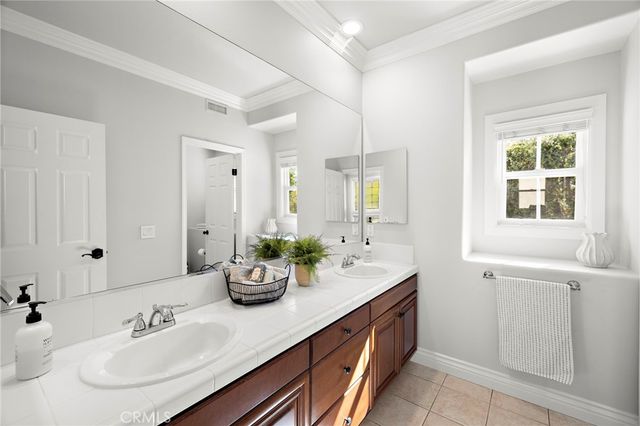 2 Mayville Place, Ladera Ranch, CA 92694