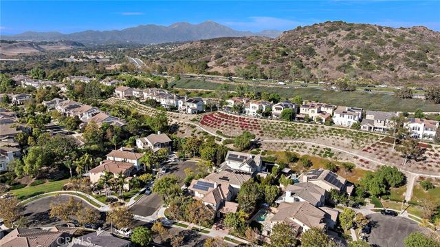 2 Mayville Place, Ladera Ranch, CA 92694