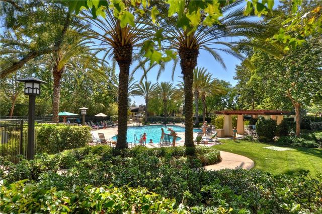 2 Mayville Place, Ladera Ranch, CA 92694