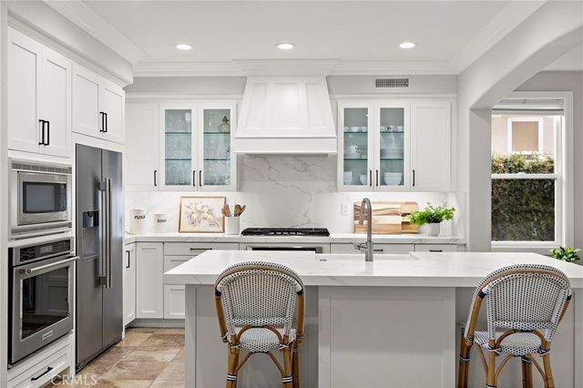 2 Mayville Place, Ladera Ranch, CA 92694