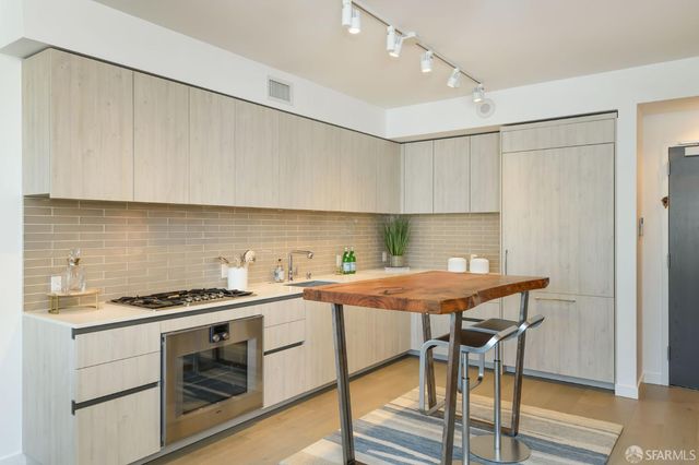 1000 3rd Street 505, San Francisco, CA 94158