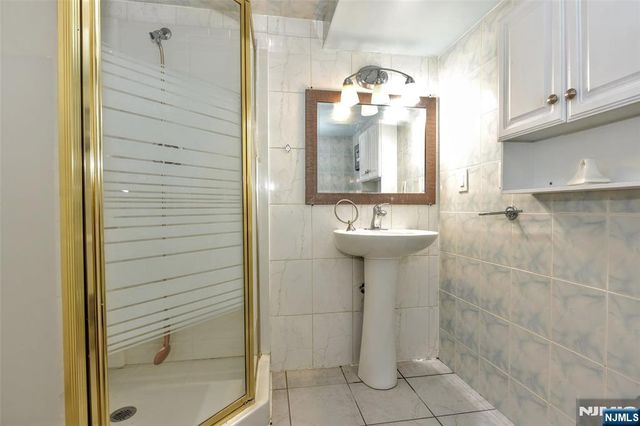 32-12 Raphael, Fair Lawn, NJ 07410