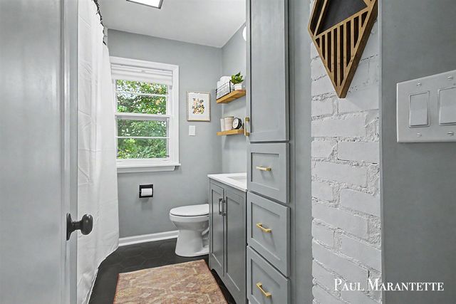 1028 Dorroll Street, Grand Rapids, MI 49505