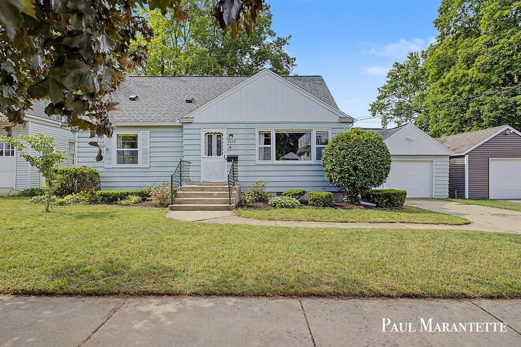 1028 Dorroll Street, Grand Rapids, MI 49505
