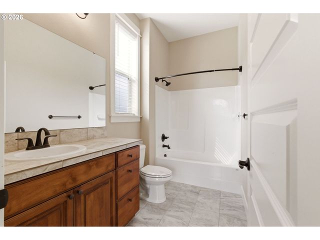 12404 Ne 53RD Ave, Vancouver, WA 98660