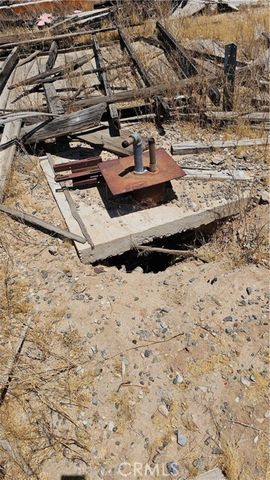 1 Buckhorn Trail, Helendale, CA 92342