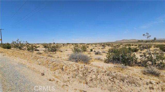 1 Buckhorn Trail, Helendale, CA 92342