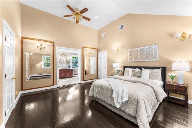 90 Deacon Haynes Rd, Concord, MA 01742