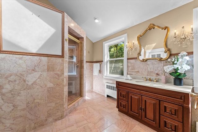 90 Deacon Haynes Rd, Concord, MA 01742