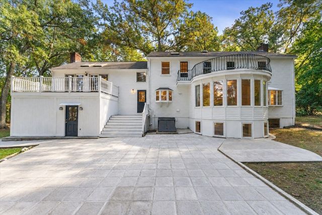 90 Deacon Haynes Rd, Concord, MA 01742