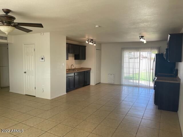 14017 N 48th Avenue, Glendale, AZ 85306